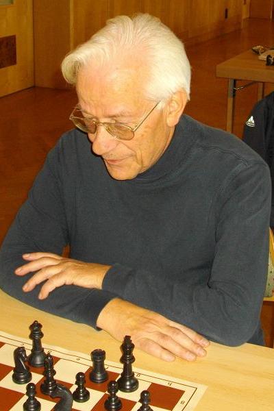 Turniersieger Gerhard Hund
letzte Runde am 27.10.2009
Foto: Peter Zschorsch