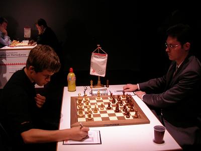 Carlsen - Leko